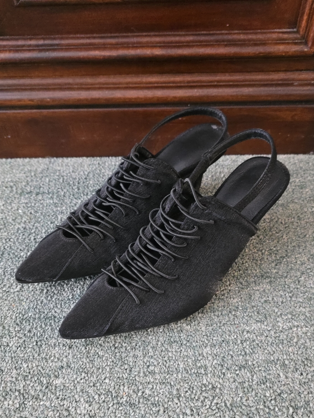 Black Pointed Slingback Lace-Up Kitten Heel Women's Heels Sz 39